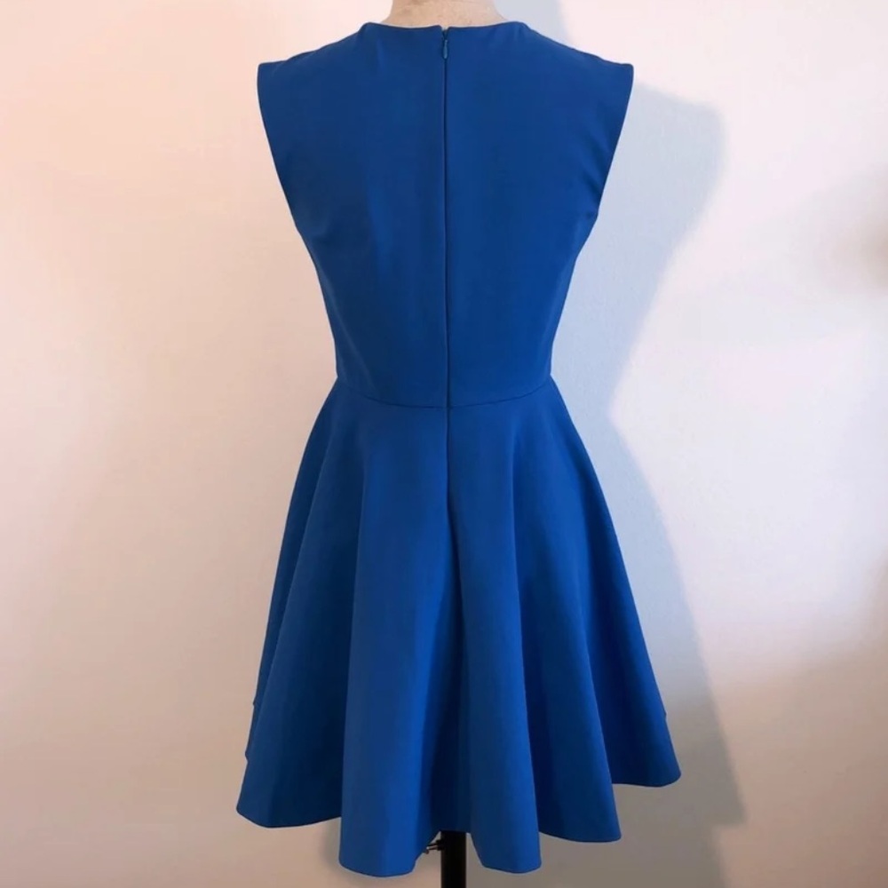 Dvf - Picture 3 of 6